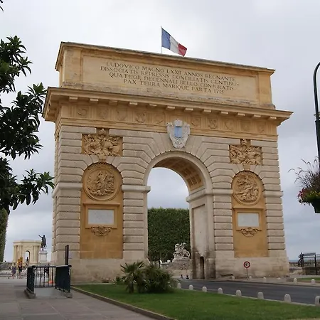 ホテル キリアド サントル アンティゴーヌ 3*