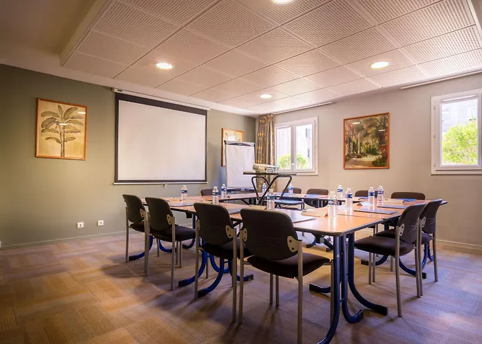 Kyriad Centre Antigone Hotel