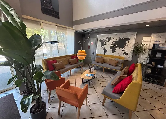 Kyriad Centre Antigone Hotel 3*