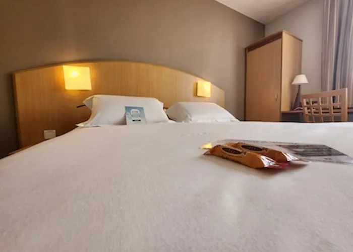 Kyriad Centre Antigone Hotel 3*