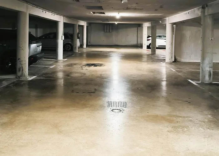 Hotel Kyriad Centre Antigone 3*