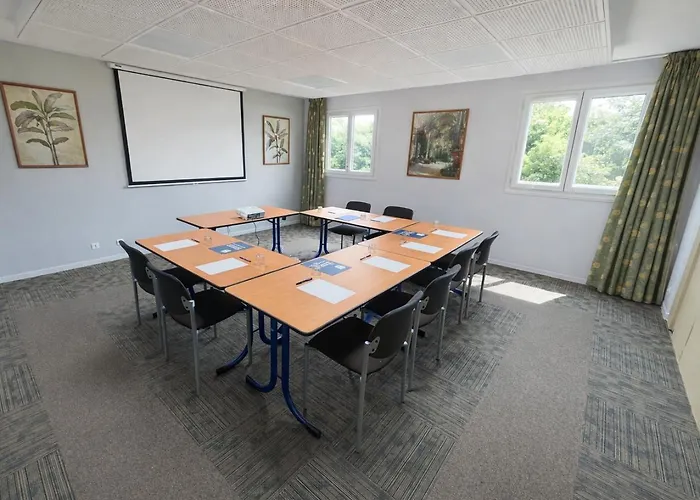 Kyriad Centre Antigone Hotell 3*